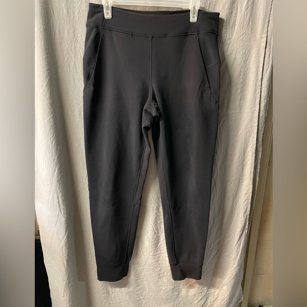 Lululemon women’s joggers size L